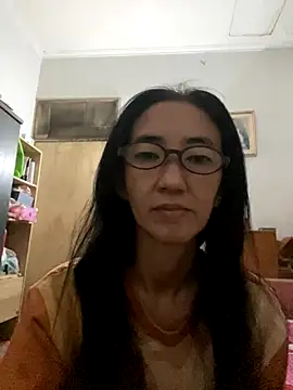 princessD077 online show from October 2025 04:39:02 PM