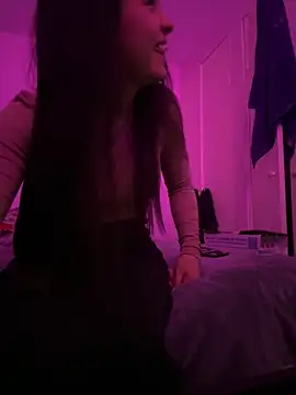 Snapshot of sexywiffeee chatting on October 2025 09:04:02 PM sexywiffeee online show from October 2025 09:04:02 PM