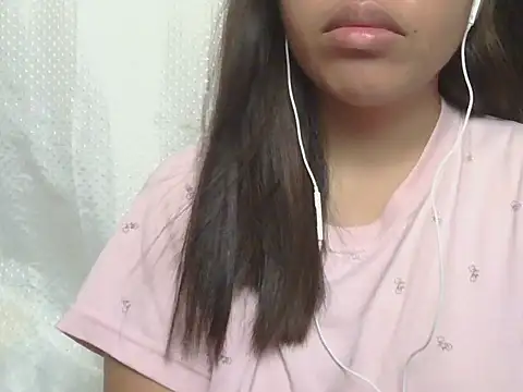 ChubbyButty online show from April 2026 12:01:02 AM