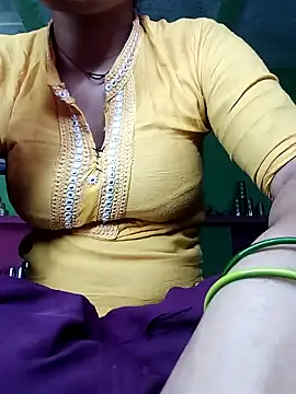 Snapshot of CUTE_kalpna chatting on May 2026 03:39:01 AM CUTE kalpna online show from May 2026 03:39:01 AM