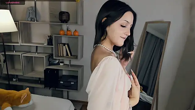 ClarissaMaheia online show from December 2025 08:00:01 PM