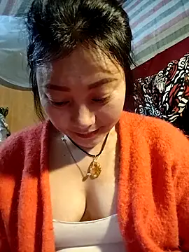 Snapshot of Sinhlinh2020 chatting on February 2026 01:54:01 PM Sinhlinh2020 online show from February 2026 01:54:01 PM