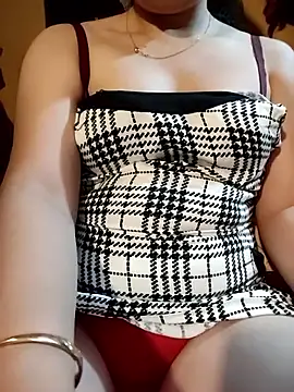 Sinhlinh2020 online show from April 2026 10:00:02 PM