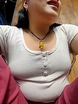 Snapshot of Sinhlinh2020 chatting on February 2026 07:26:01 AM Sinhlinh2020 online show from February 2026 07:26:01 AM