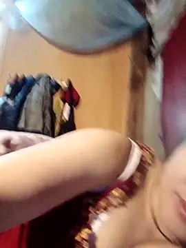 Snapshot of Sinhlinh2020 chatting on November 2025 03:02:01 PM Sinhlinh2020 online show from November 2025 03:02:01 PM