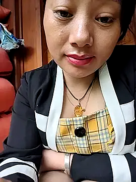 Snapshot of Sinhlinh2020 chatting on October 2025 03:07:02 AM Sinhlinh2020 online show from October 2025 03:07:02 AM