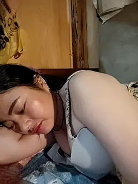 Snapshot of Sinhlinh2020 chatting on October 2025 03:18:02 AM Sinhlinh2020 online show from October 2025 03:18:02 AM