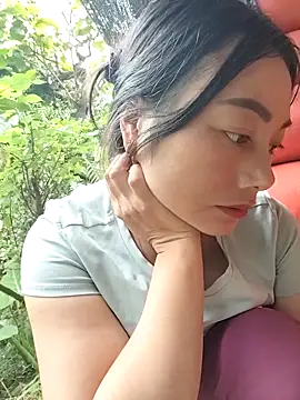 Sinhlinh2020 online show from October 2025 03:31:02 AM