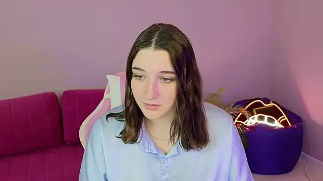AnnieDodge online show from October 2025 05:53:02 AM