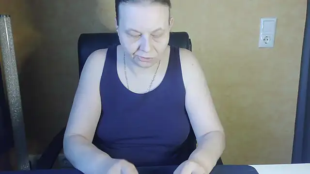 Diamond Bite online show from November 2025 08:41:01 AM