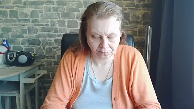 Diamond Bite online show from January 2026 12:12:02 PM