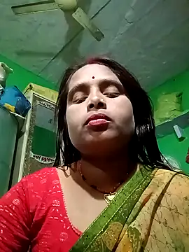 Snapshot of Rajni_gupta chatting on October 2025 03:26:02 PM Rajni gupta online show from October 2025 03:26:02 PM