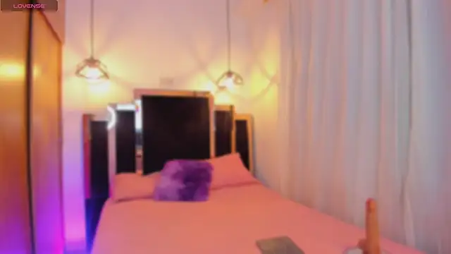 cassieestevens online show from October 2025 02:24:01 AM