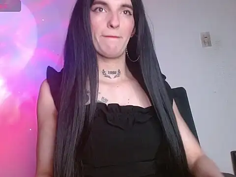 Scarlett crastrawberry online show from June 2026 01:00:01 AM