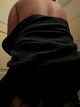 AnonBitch93 online show from October 2025 04:34:01 AM