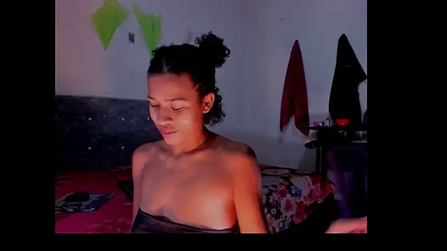 Snapshot of bad_girl_xxx chatting on December 2025 01:41:02 AM bad girl xxx online show from December 2025 01:41:02 AM