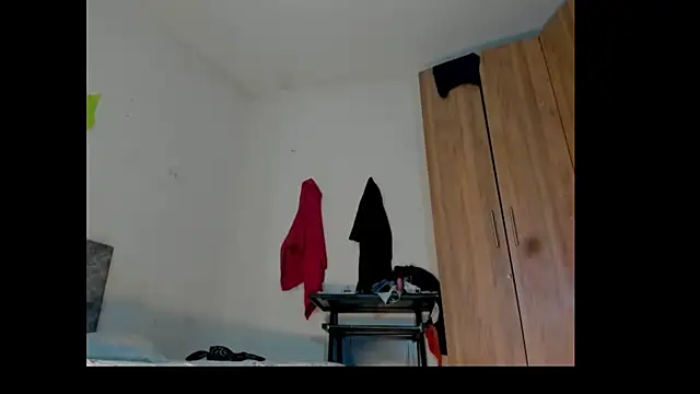 Snapshot of bad_girl_xxx chatting on December 2025 10:21:01 PM bad girl xxx online show from December 2025 10:21:01 PM