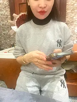 Snapshot of Phale2x chatting on December 2025 02:01:01 AM Phale2x online show from December 2025 02:01:01 AM