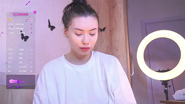 Snapshot of MistieGouge chatting on December 2025 03:32:02 PM MistieGouge online show from December 2025 03:32:02 PM