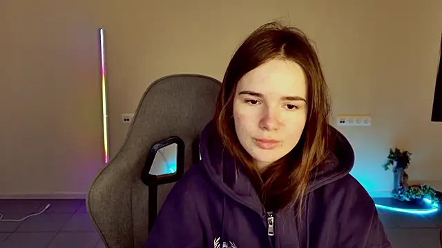 May Bloom online show from February 2026 06:22:01 AM