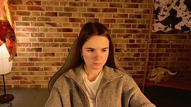 May Bloom online show from November 2025 09:19:02 AM