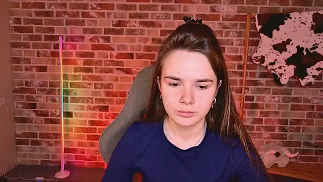 May Bloom online show from March 2026 06:06:01 AM