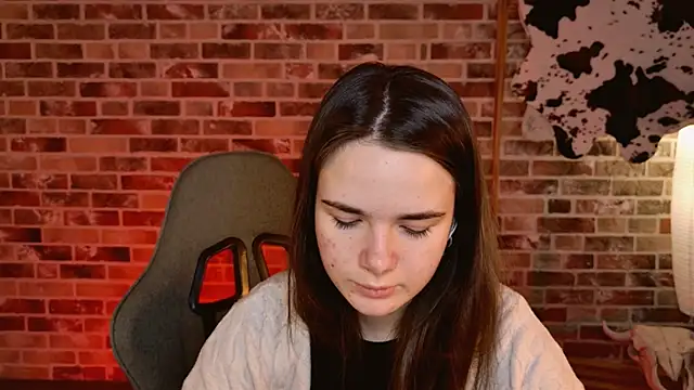 May Bloom online show from February 2026 06:11:02 AM