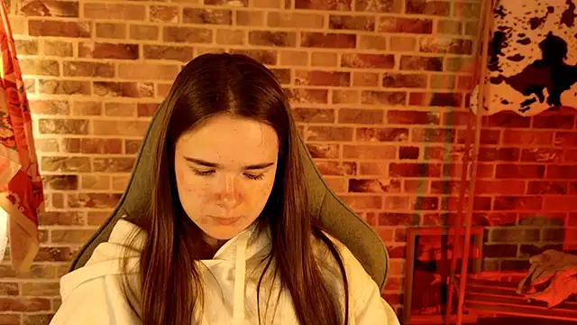 May Bloom online show from October 2025 01:10:02 PM