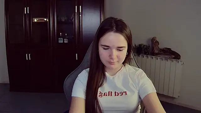 May Bloom online show from November 2025 09:43:01 AM