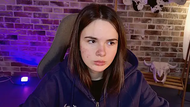 May Bloom online show from February 2026 08:02:02 AM