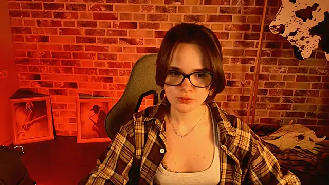 May Bloom online show from February 2026 02:39:02 PM