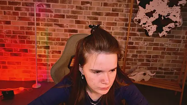 May Bloom online show from March 2026 07:08:02 AM