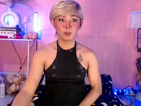 Snapshot of Katesy12 chatting on June 2026 01:18:01 AM Katesy12 online show from June 2026 01:18:01 AM