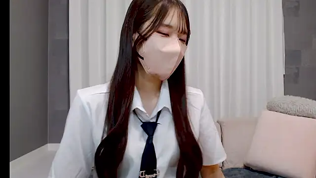 LOVE MIREI LOVE online show from March 2026 11:17:02 AM