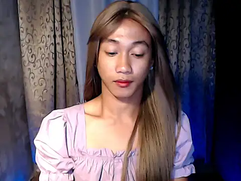 taylaxuxu online show from February 2026 09:26:01 PM