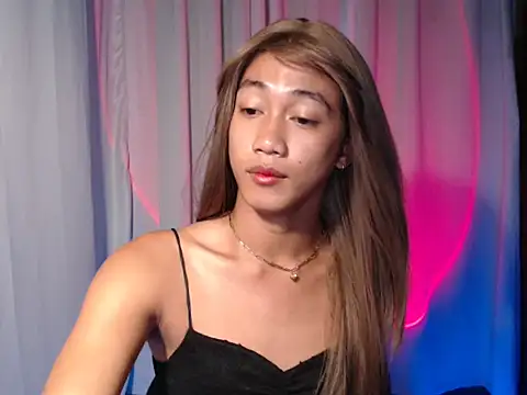 taylaxuxu online show from April 2026 05:47:01 AM