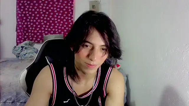 LouisOwOoo online show from October 2025 09:15:02 PM