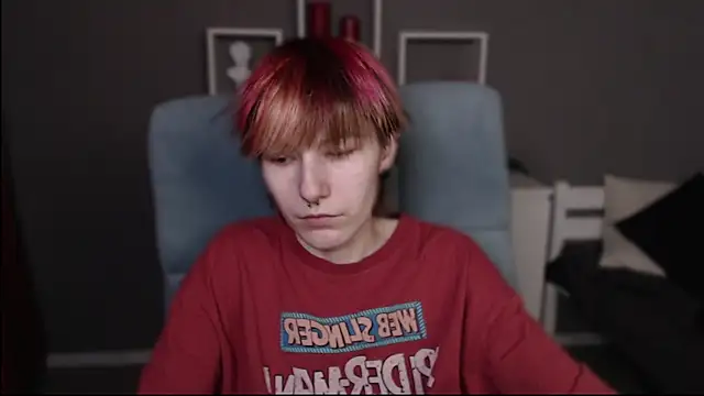 guitarandangell online show from April 2026 11:17:01 AM