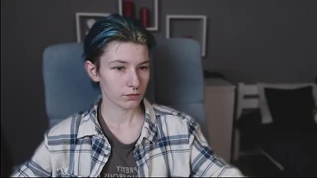 guitarandangell online show from October 2025 03:28:01 AM