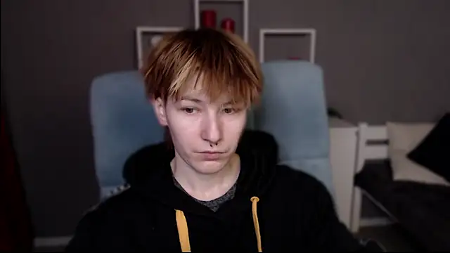 guitarandangell online show from February 2026 11:11:02 AM