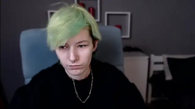 guitarandangell online show from November 2025 11:15:02 AM