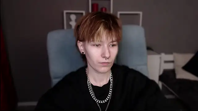 guitarandangell online show from February 2026 08:55:01 AM