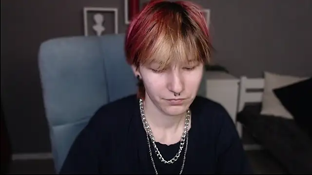 guitarandangell online show from April 2026 09:47:02 AM