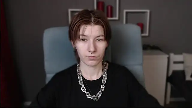 guitarandangell online show from November 2025 07:19:01 AM