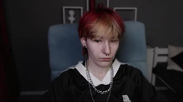 guitarandangell online show from March 2026 07:34:02 AM