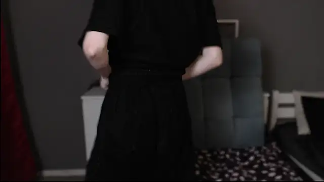 guitarandangell online show from November 2025 05:01:01 AM