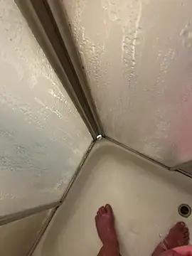 Snapshot of Ing-O2 chatting on October 2025 07:35:01 PM Ing-O2 online show from October 2025 07:35:01 PM