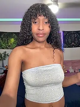 DaisyMynx online show from December 2025 03:33:01 AM