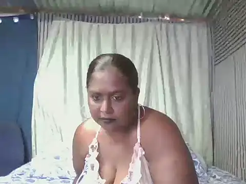 Snapshot of Indianhoney58 chatting on February 2026 06:46:01 AM Indianhoney58 online show from February 2026 06:46:01 AM