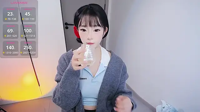 Snapshot of Kinadolly chatting on November 2025 08:51:02 AM Kinadolly online show from November 2025 08:51:02 AM